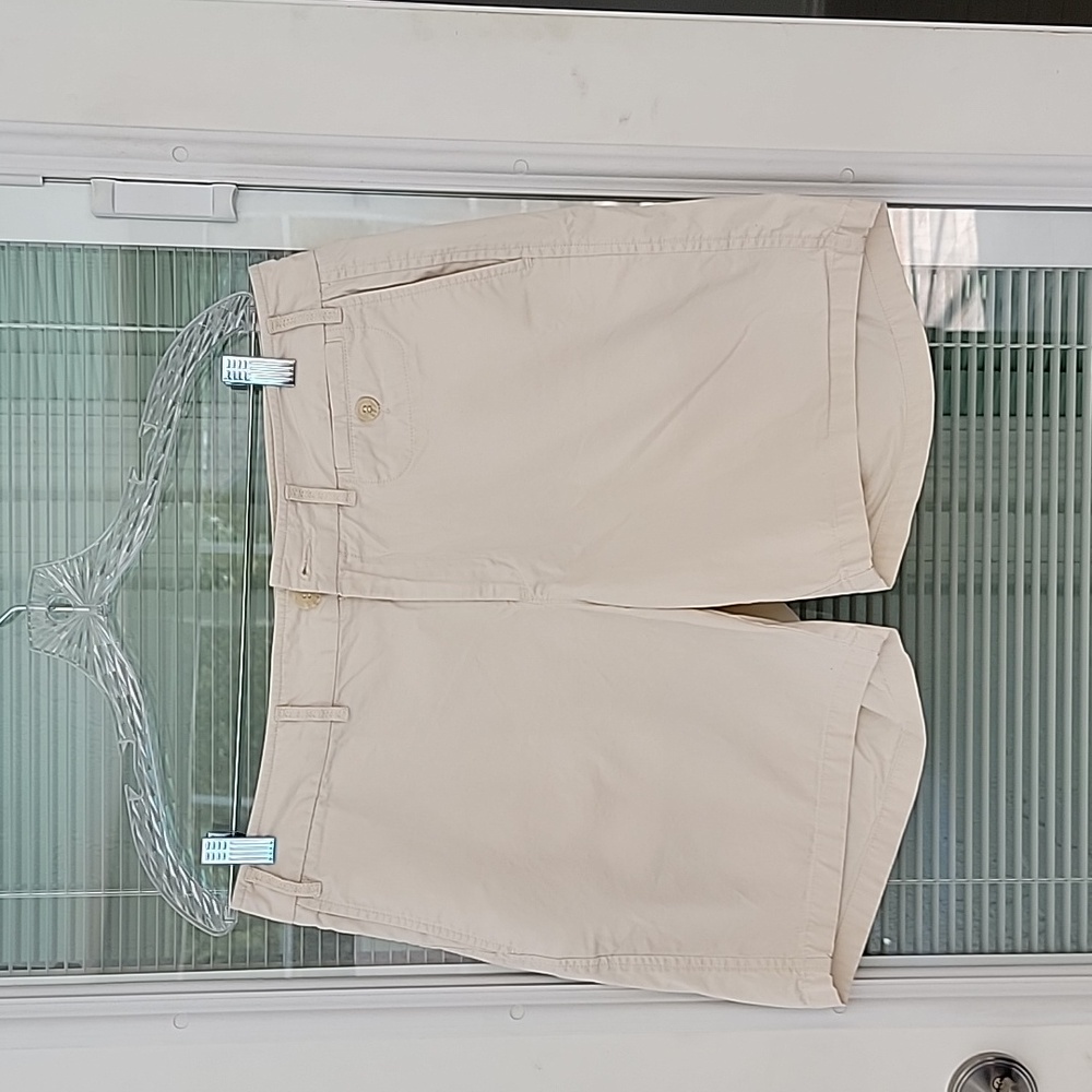 Dockers Khaki shorts Sz 12